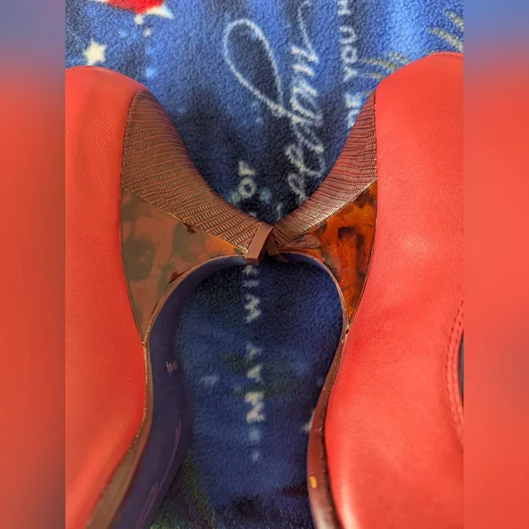 Poetic License Heels - Picture 5 of 10